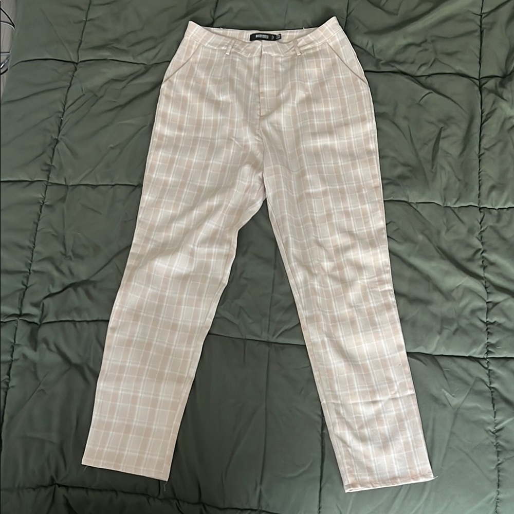 MISSGUIDED Tan Plaid Pants